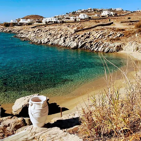 Mykonos Waterfront House Walk To Private Dom wakacyjny